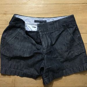 Tommy Hilfiger denim short size 2 shorts 🏝